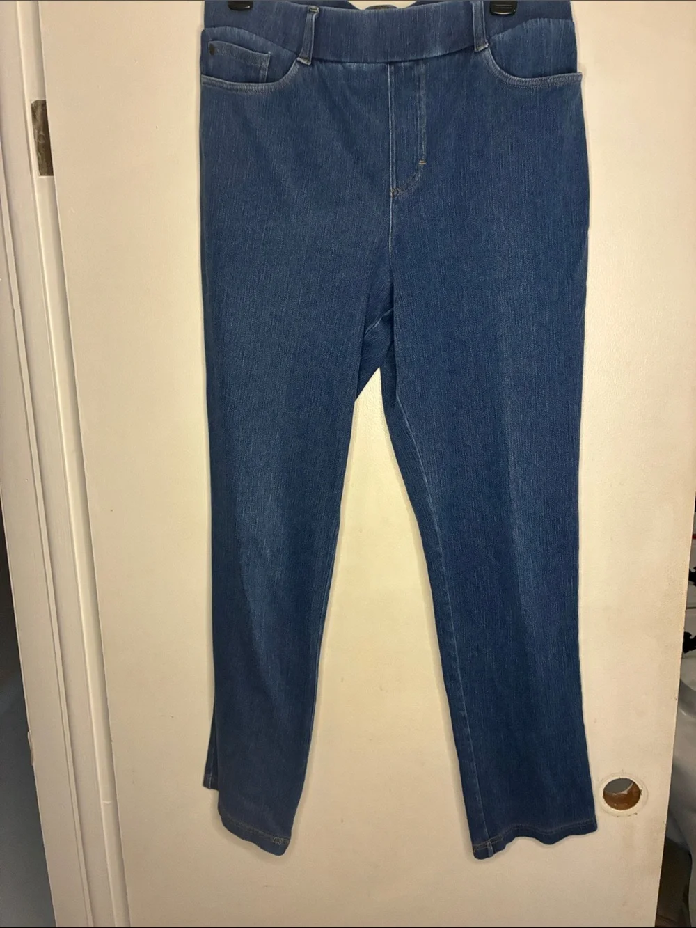 LLBean Classic Straight-Leg Women's Jeans in Deep Blue Stretchy Size M No Zipper